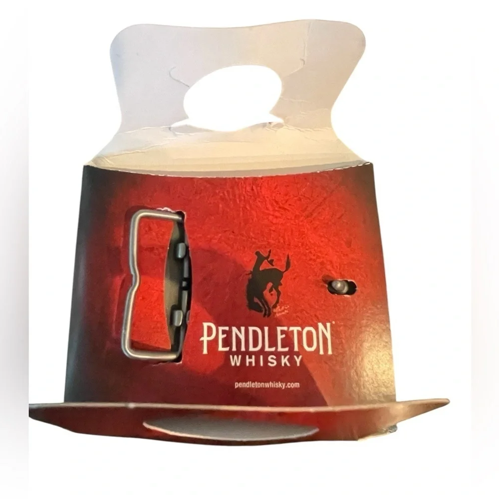 🖤❤️NEW Pendleton Whisky Belt Buckle Montana Silversmiths Limited Edition.